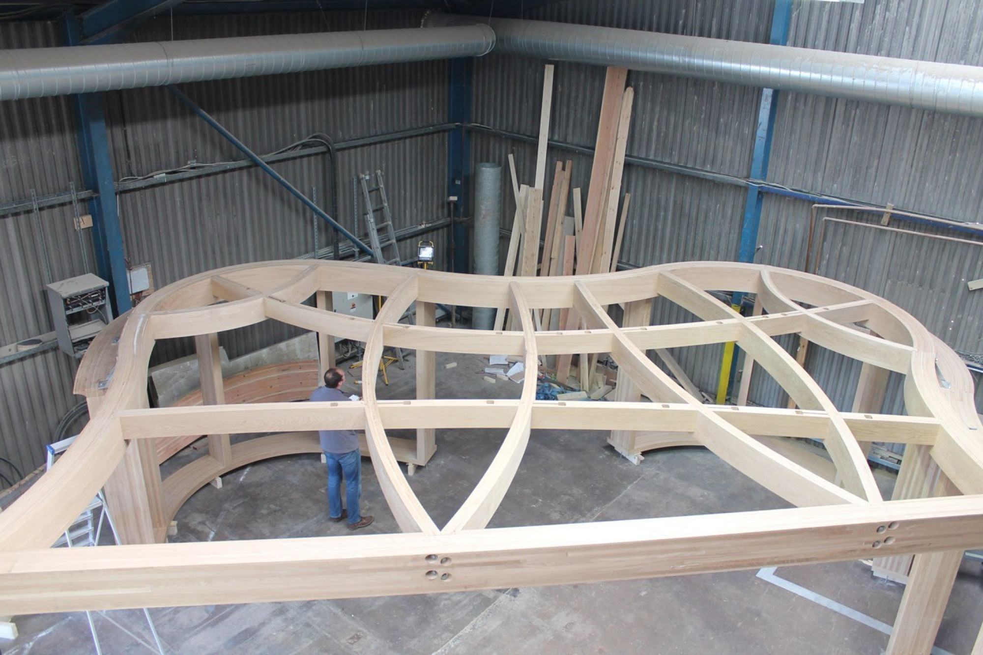 curved oak glulam