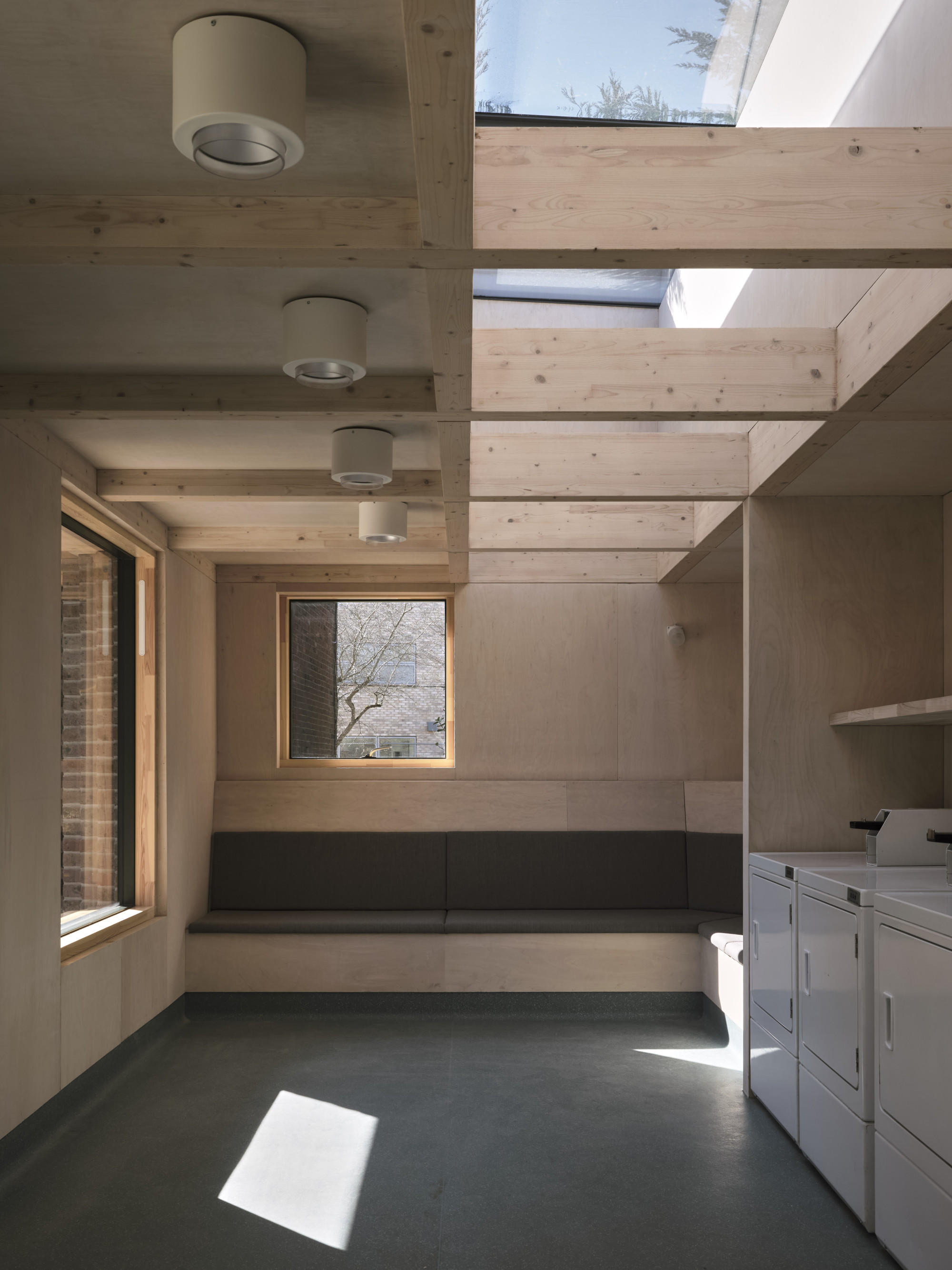 StudioScottTaylor OakhurstGardens WestSussex 260219 RG 34 red