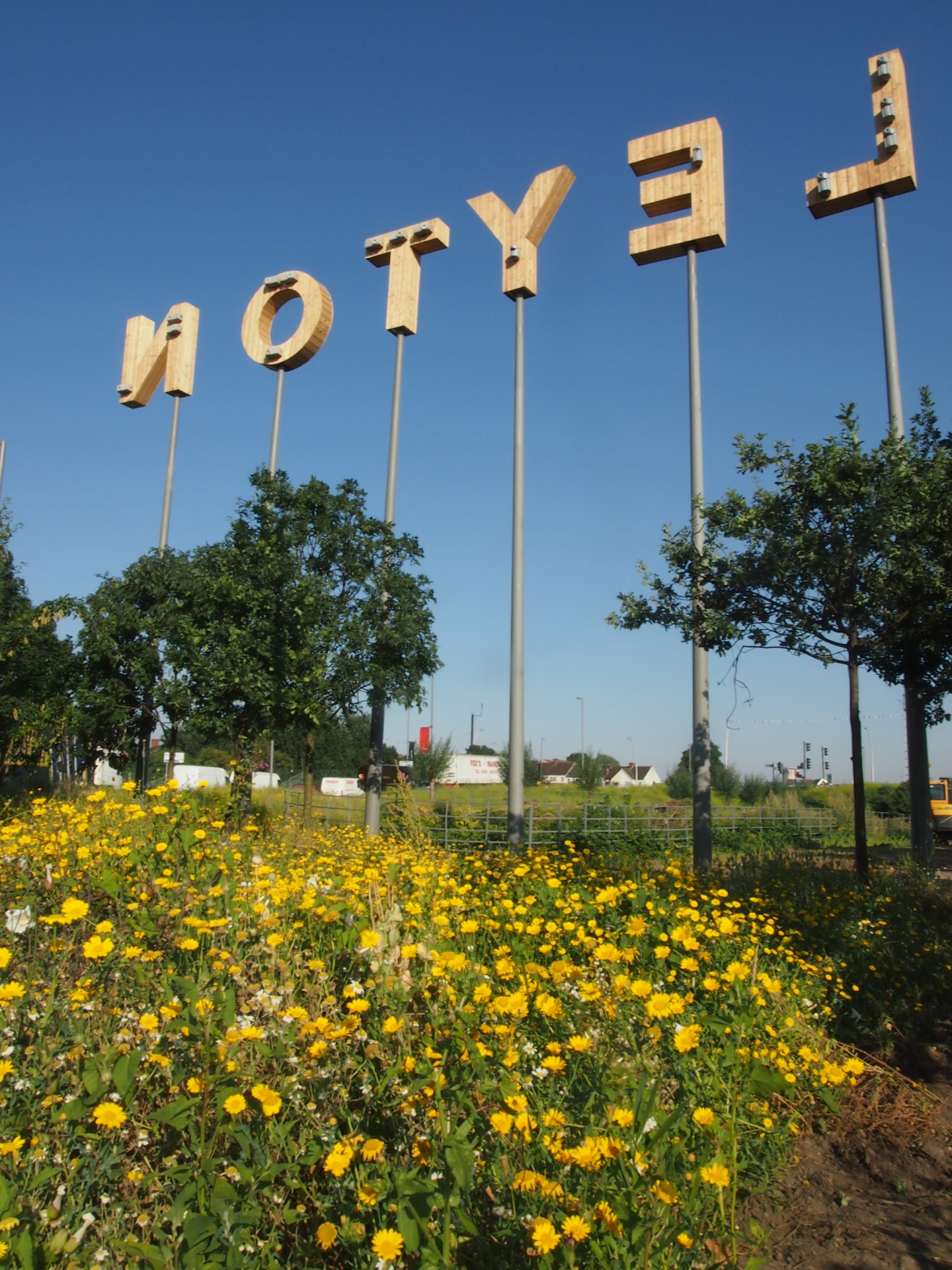 RRE LEYTON sign P7265369